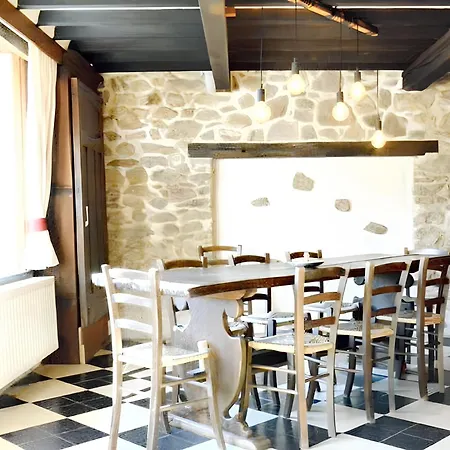 Charming House In Viroinval Forest - Sauna 度假居 Regniessart